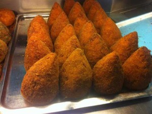 Scopri di più sull'articolo Le origini storiche dell’arancino